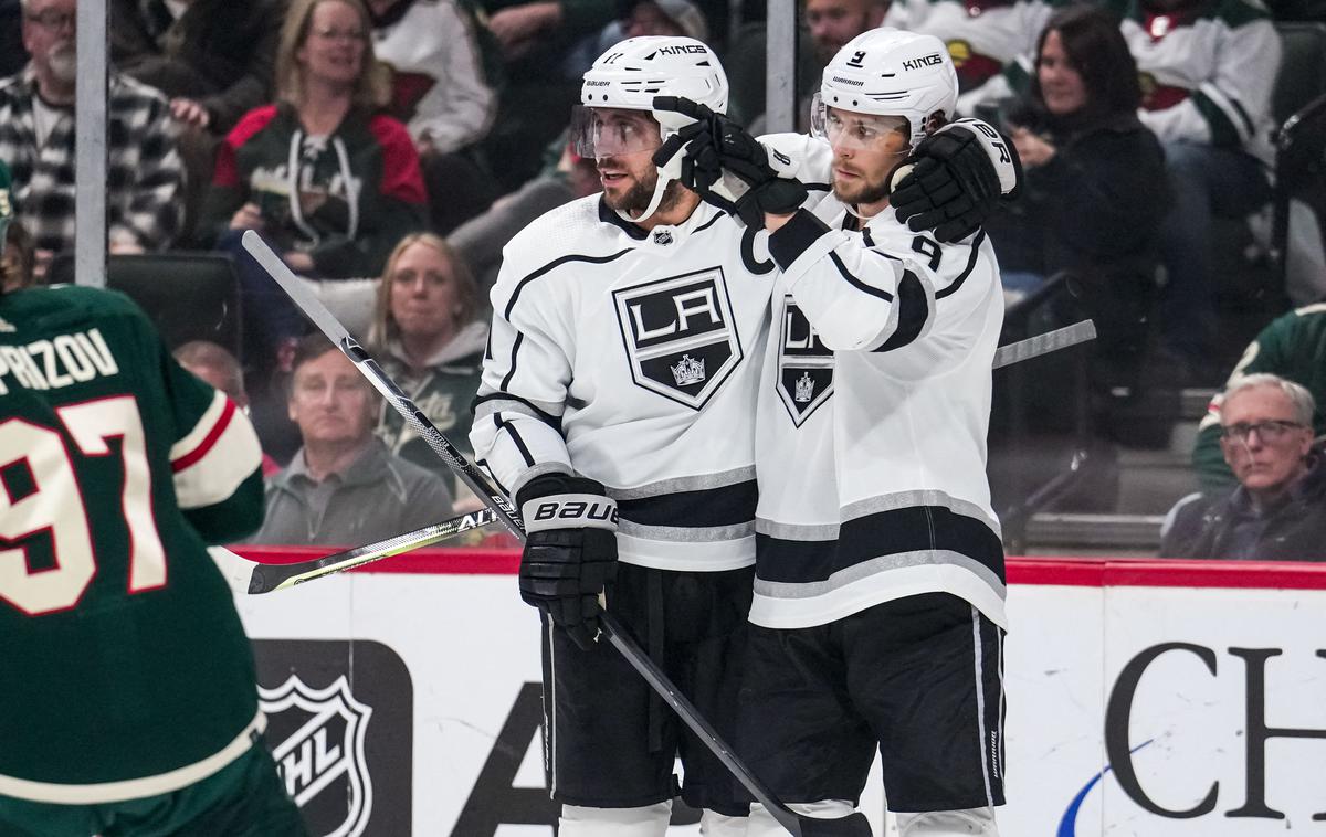 Anže Kopitar | Anže Kopitar je k šesti letošnji zmagi kraljev prispeval zadetek. LA Kings so v gosteh s 5:1 premagali St. Louis Blues. | Foto Reuters