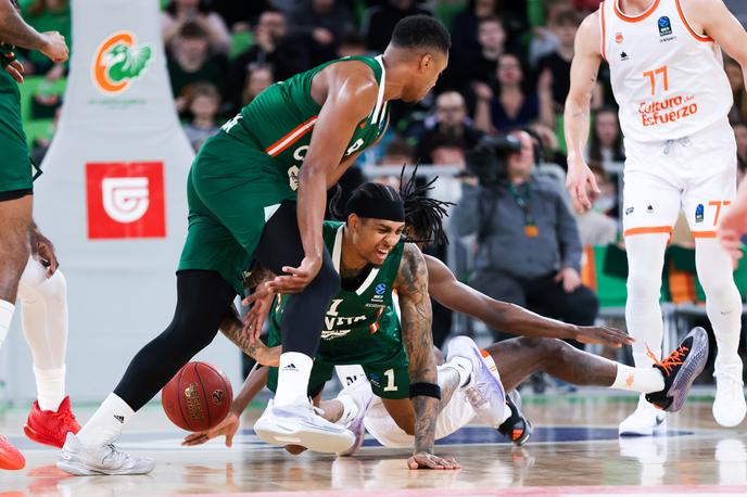 EuroCup: Cedevita Olimpija - Valencia | Cedevito Olimpijo danes čaka še zadnja preizkušnja rednega dela tekmovanja v Eurocupu. | Foto Filip Barbalić