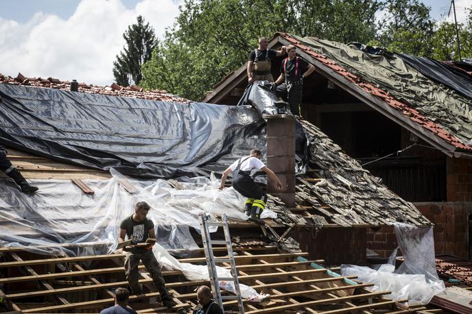 Posledice toče v Črnomlju, v Beli krajini. | Foto Bojan Puhek