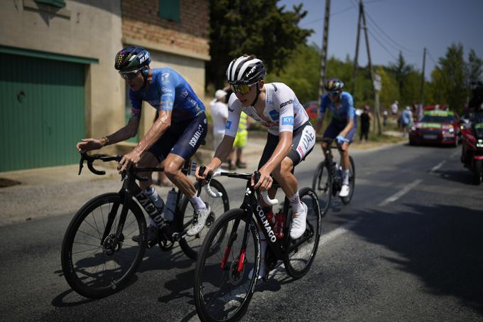 Froome v družbi Tadeja Pogačarja. | Foto: Guliverimage