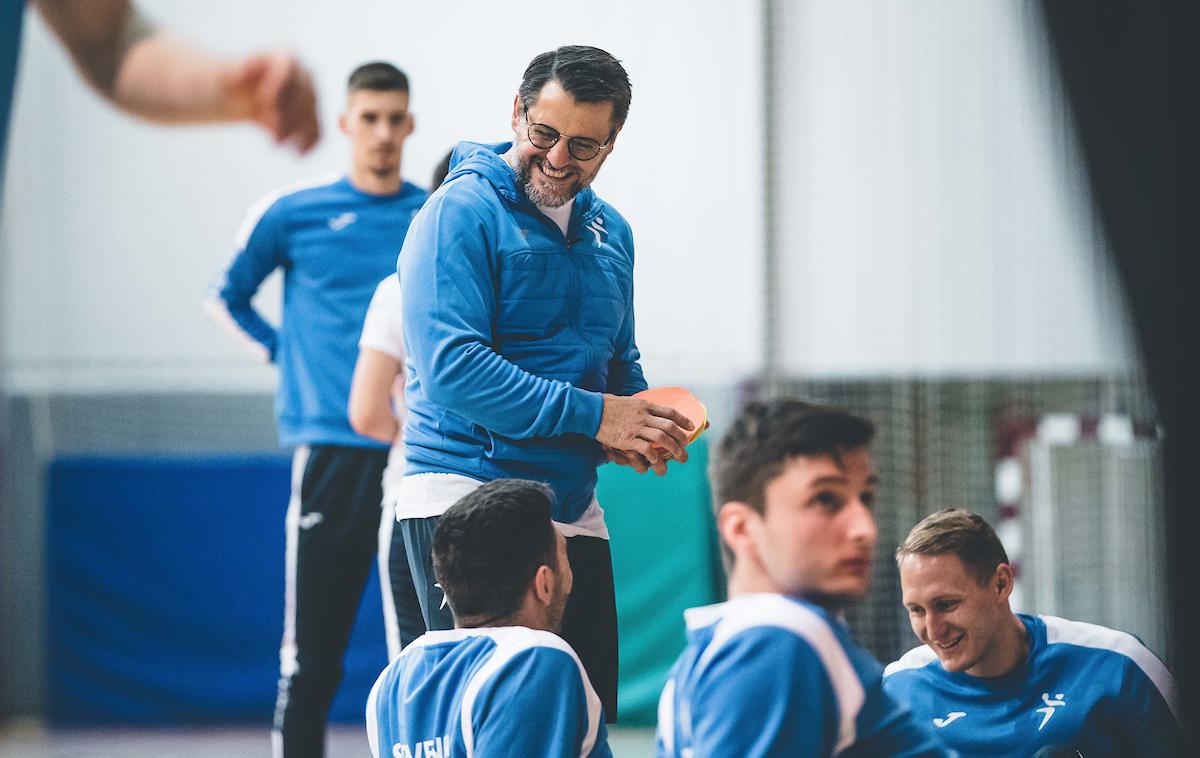 slovenska rokometna reprezentanca, trening, Ljubomir Vranješ | Ljubomir Vranješ trenutno trenira 18 rokometašev. | Foto Grega Valančič/Sportida