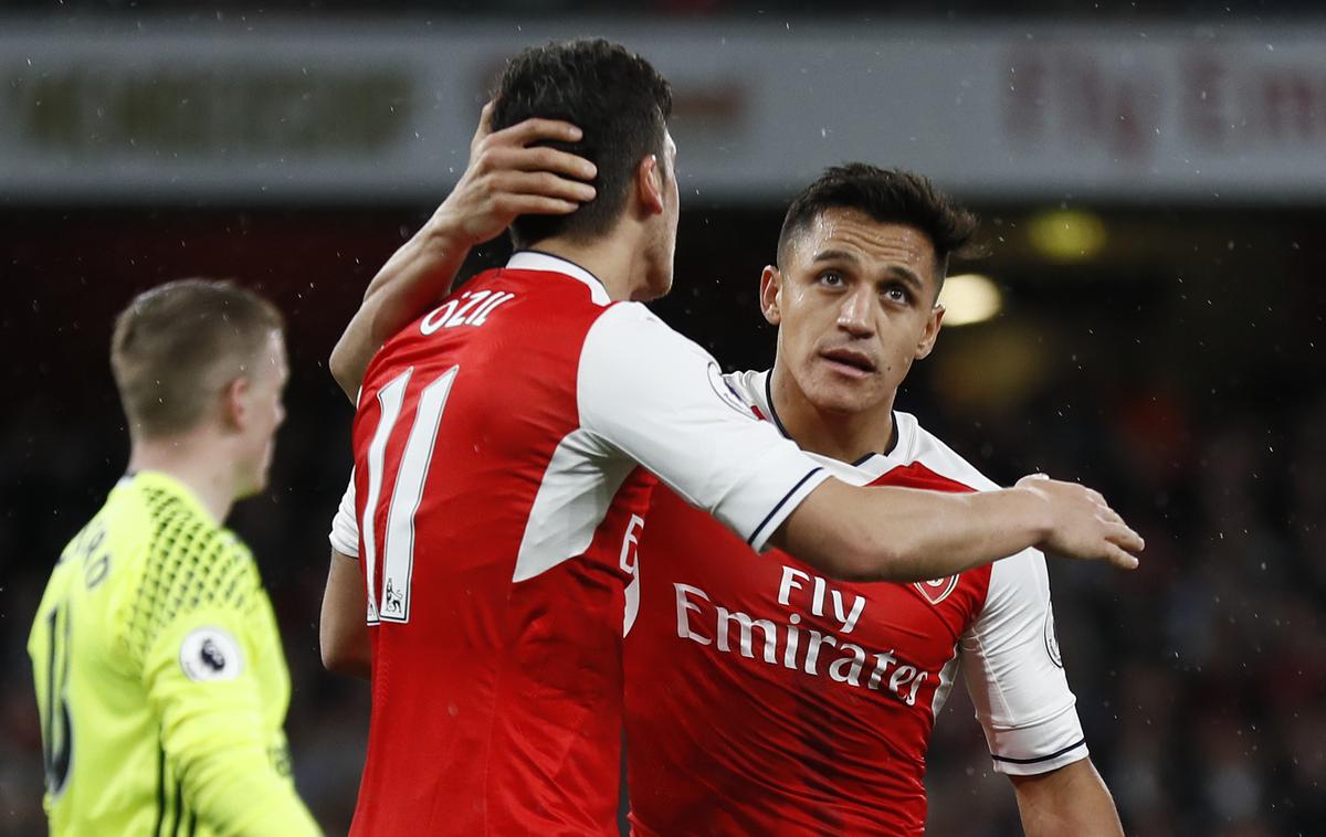 Mesut Özil, Alexis Sanchez | Foto Reuters