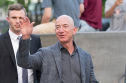 Delnice Amazona so leta 2024 poskočile za več kot 15 odstotkov, tako je Bezos postal najbogatejši človek na svetu