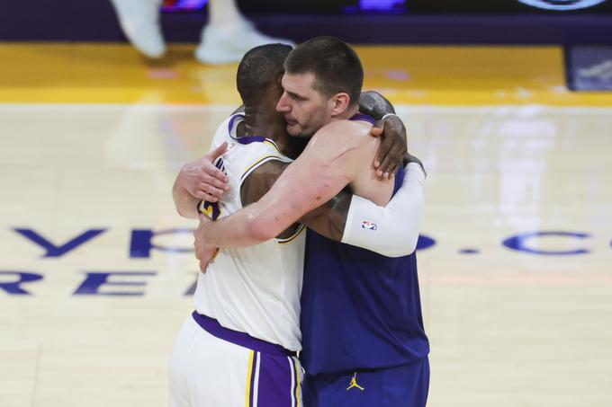 LeBron James in Nikola Jokić po tekmi. | Foto: Guliverimage