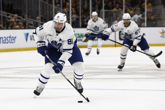 John Tavares | John Tavares je mrežo Winnipega zatresel kar trikrat. | Foto Reuters