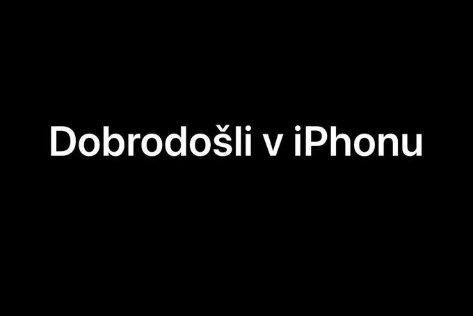 Pametni telefoni iPhone bodo uporabnika ali uporabnico ob nakupu novega ali ob namestitvi posodobitve kmalu pozdravili v slovenskem jeziku.  | Foto: Bralec / Posnetek zaslona