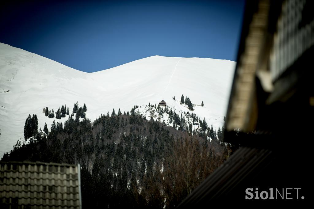 Kmetija Smolej Miha Planina pod Golico