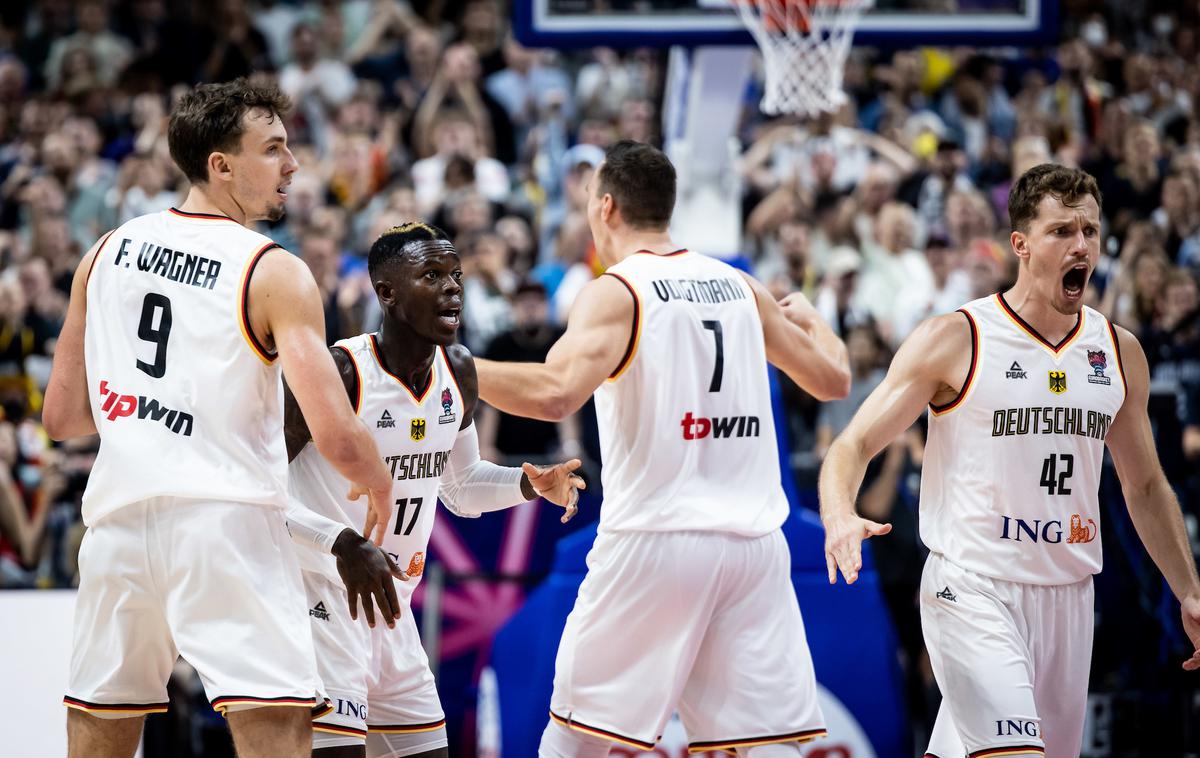 četrtfinale EuroBasket Nemčija Grčija | Nemčija je s fanatično igro izločila favorizirano Grčijo. | Foto Vid Ponikvar/Sportida