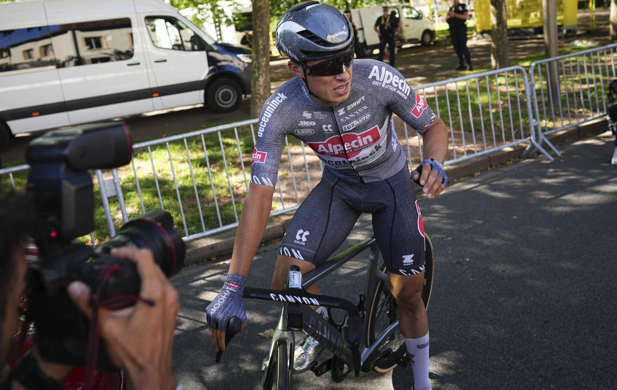 Jasper Philipsen | Belgijski sprinter Jasper Philipsen se je javno opravičil za napako v ciljnem sprintu šeste etape francoskega Toura. | Foto Guliverimage