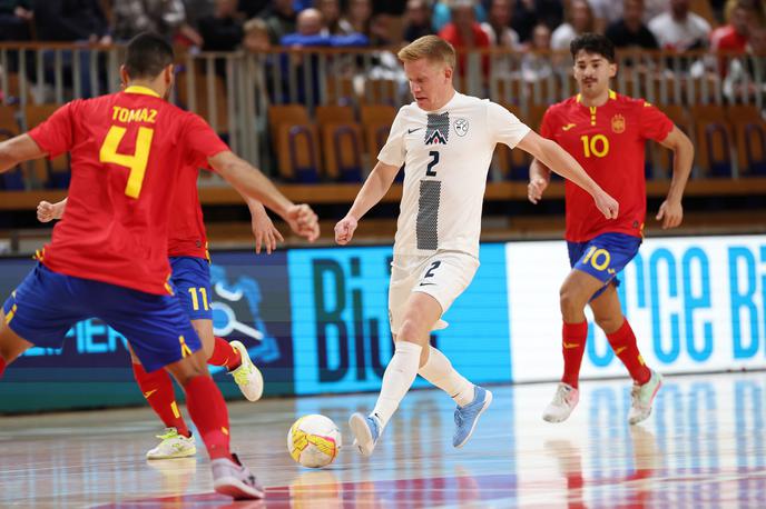 futsal Slovenija Španija | Slovenska reprezentanca v futsalu v Tivoliju proti Špancem. | Foto www.alesfevzer.com