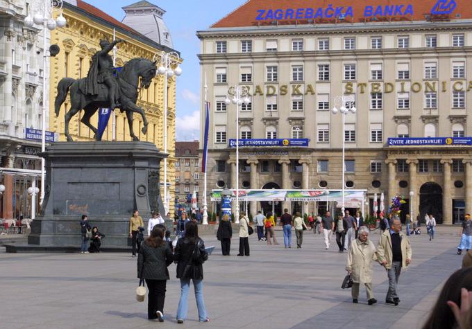 Zaradi neurejenih razmer z državno lastnino (tudi) hrvaška država izgublja ogromno denarja. | Foto: Bojan Puhek