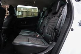 Renault grand scenic in ford s-max