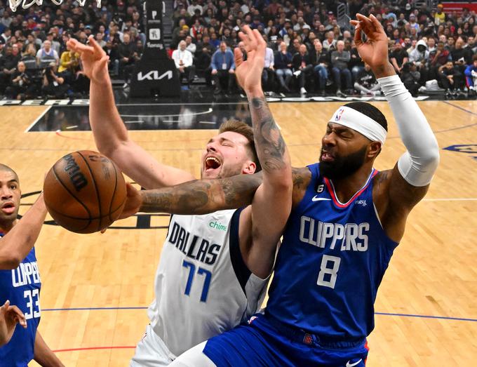 Luka Dončić je še enkrat več v karieri proti Los Angeles Clippers presegel mejo 40 točk. | Foto: Reuters