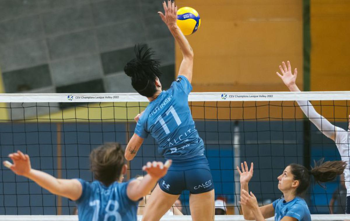 Calcit Volley | Kamničanke so slavile pri Ankarančankah. | Foto Calcit Volley