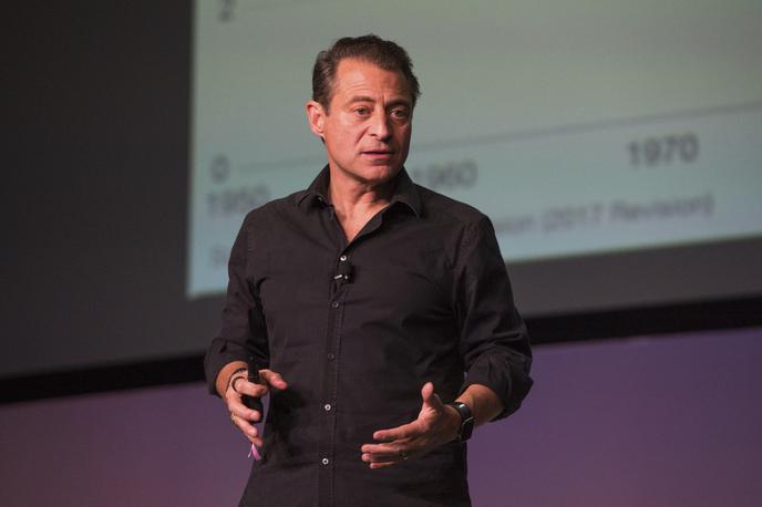 Peter Diamandis | Na tridnevnem dogodku, ki ga je organiziral Peter Diamandis, od gostov z vsega sveta, čeprav je bil svet januarja v trdnem primežu epidemije bolezni covid-19, niso zahtevali, da vedno in povsod nosijo zaščitne obrazne maske. | Foto Guliver Image