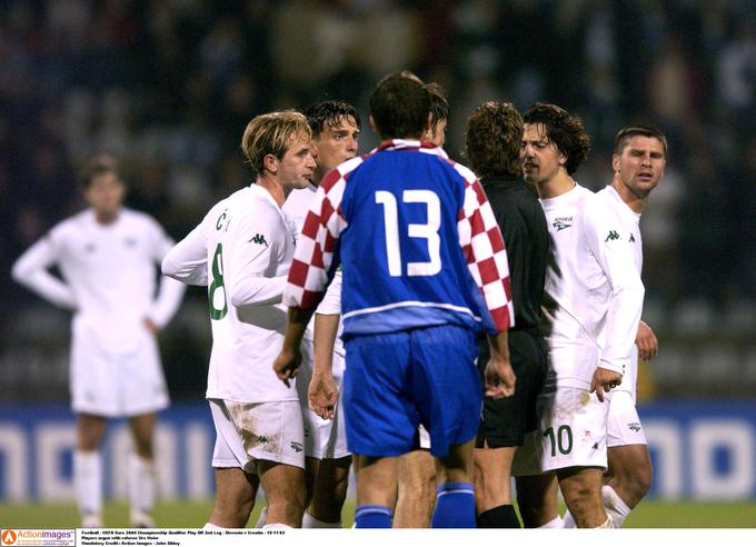 Hrvaška je leta 2003 na povratni tekmi play-offa v Ljubljani premagala Slovenijo z 1:0 in Erminu Šiljaku preprečila nastop na še enem evropskem prvenstvu. | Foto: Reuters