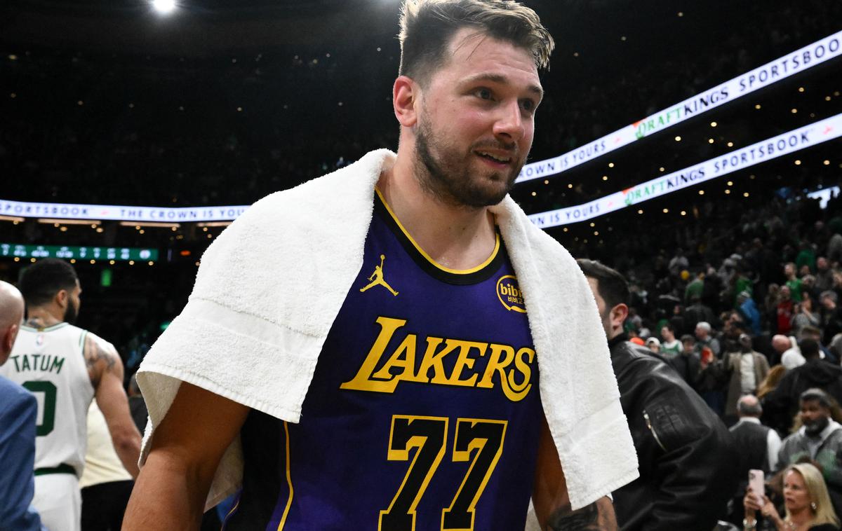 Luka Dončić | Luka Dončić je ob porazu LA Lakers dosegel 34 točk. | Foto Reuters