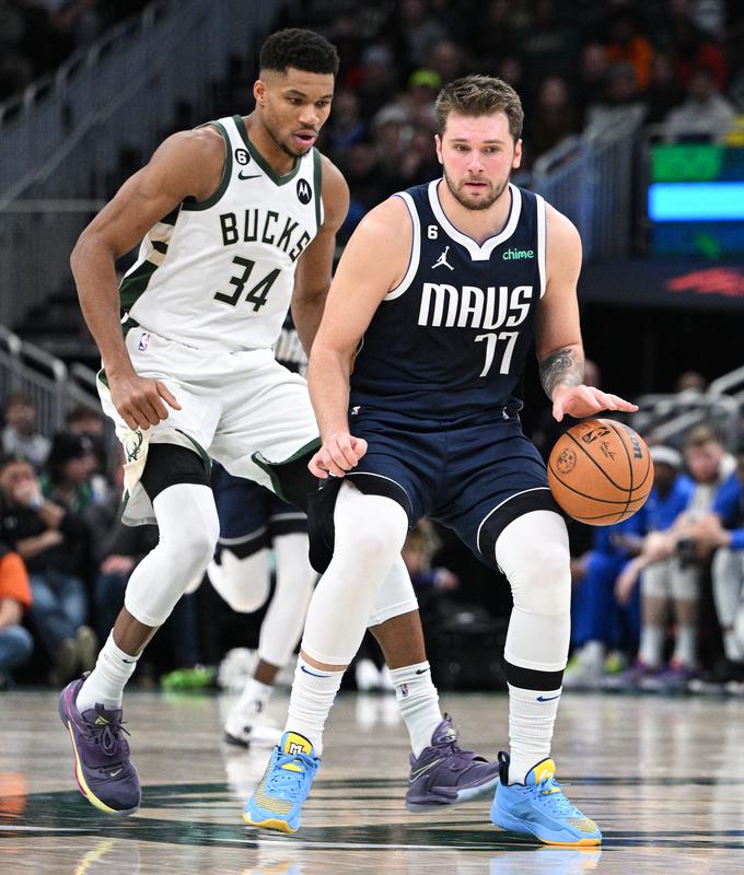 V soboto si bosta iz oči v oči zrla Giannis Antetokounmpo in Luka Dončić. | Foto: Reuters