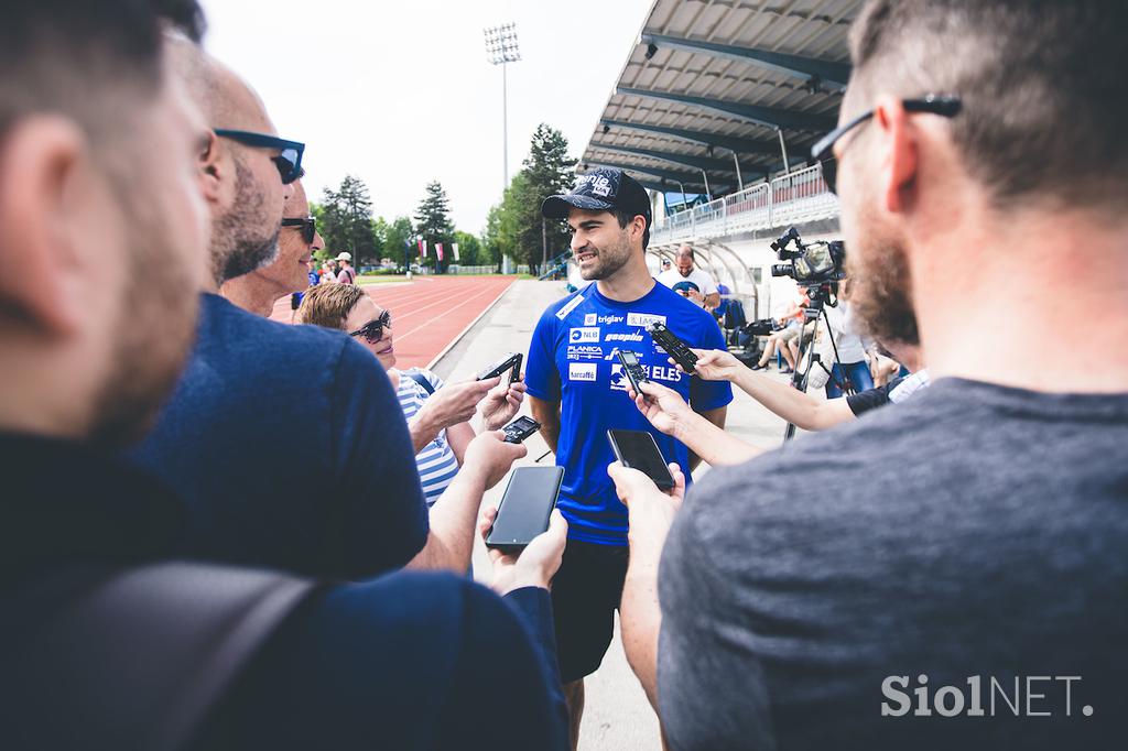 Skakalci skakalke trening Kranj