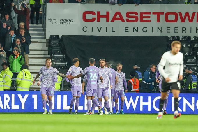 Veselje Žana Vipotnika in soigralcev po zadetku na gostovanju pri Derby Countyju. | Foto: Guliverimage