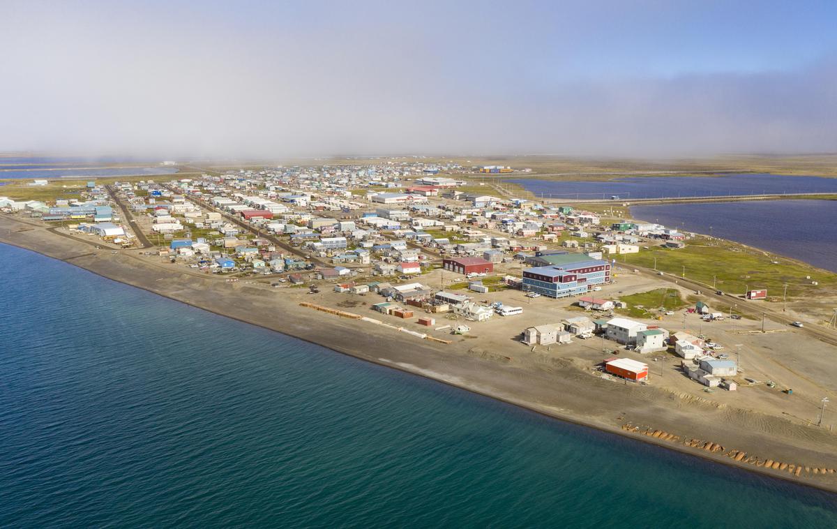 Utqiagvik | Utqiagvik je mestece, ki leži skoraj 500 kilometrov severno od polarnega kroga.  | Foto Guliverimage