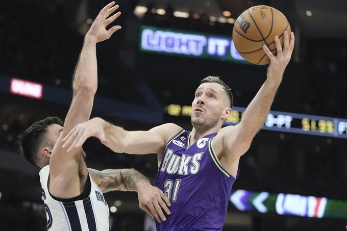 Po Luki Dončiću je NBA sezono sklenil tudi Goran Dragić. | Foto: AP / Guliverimage