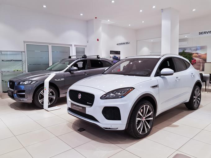 Terensko ofenzivo je začel f-pace, zdaj jo bosta nadaljevala e-pace in električni i-pace. | Foto: Gašper Pirman