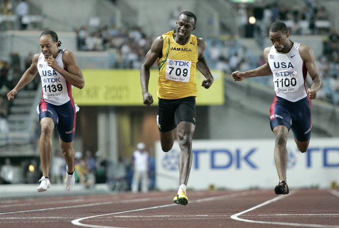 Na svetovnem prvenstvu leta 2007 je prišel do svoje prve članske medalje. Pred njim je bil le Američan Tyson Gay. V tem finalu je tekel tudi naš Matic Osovnikar in zasedel sedmo mesto. | Foto: Reuters