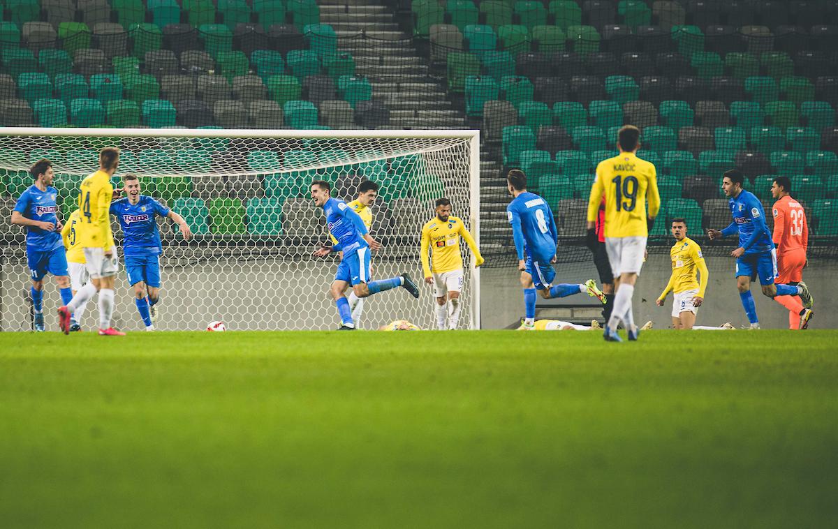 Bravo Radomlje | Če bi Bravo ostal nepremagan proti Radomljam, bi se na lestvici povzpel na tretje mesto, tako pa ostaja peti. | Foto Grega Valančič/Sportida