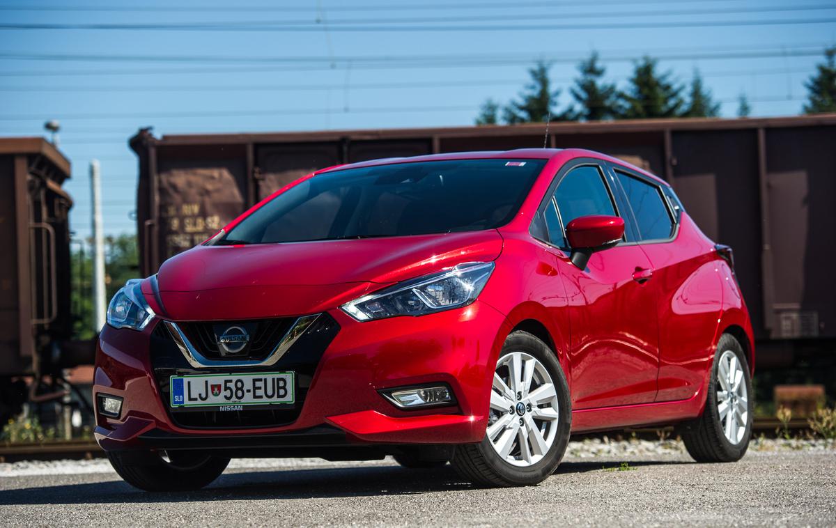 Nissan micra | K opremi N-connecta spadajo meglenke, dnevne luči LED, 16-palčna lita platišča … | Foto Gašper Pirman