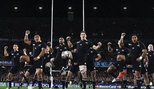 "All blacks" vendarle v črnih dresih