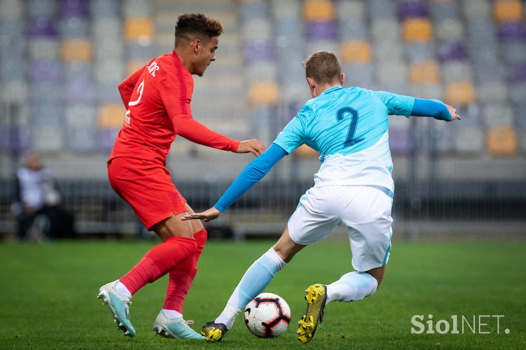 Slovenija : Anglija, slovenska nogometna reprezentanca u21