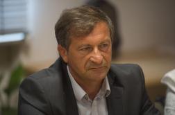 Erjavec o krizi v Ukrajini: Hitre rešitve ne bo