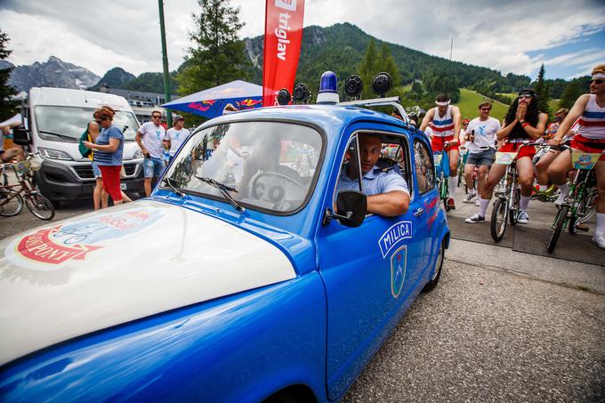 Retro parada pred štartom je bila prava paša za oči. | Foto: Grega Valančič/Sportida