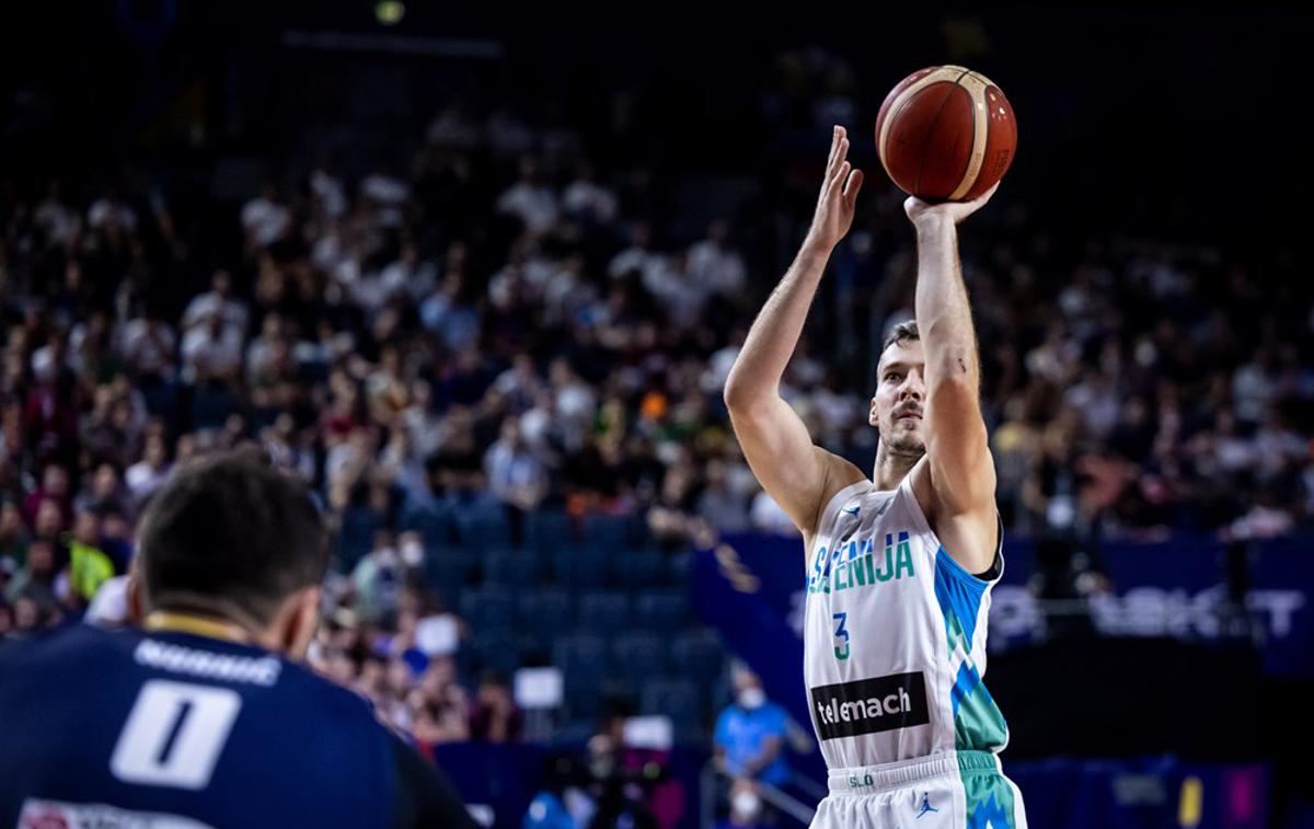 Slovenija Bosna in Hercegovina Goran Dragić | Slovenija je na tretji tekmi EuroBasketa 2022 doživela prvi poraz. | Foto Vid Ponikvar/Sportida