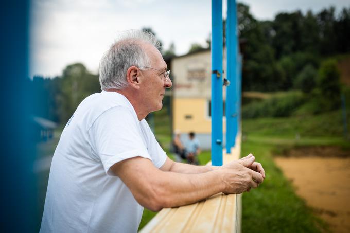 V Orehovi vasi je bilo tudi 40 tisoč navijačev, danes na dirkah DP vsega tisoč. | Foto: Jure Banfi/alesfevzer.com