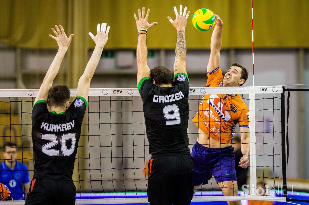 ACH Volley Lokomotiv Novosibirsk