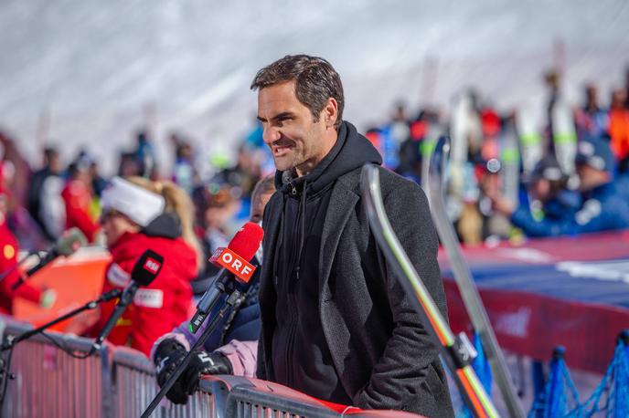 Roger Federer | Švicarski teniški zvezdnik Roger Federer, ki si je danes ogledal ženski superveleslalom v Lenzerheideju, računa, da se bo poleti vrnil na teniška igrišča.  | Foto Guliverimage