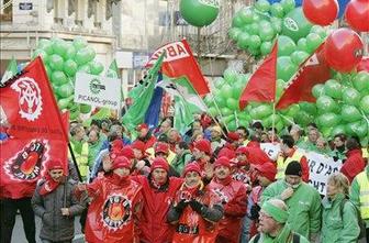 Belgijci na protestih zahtevajo boljši standard