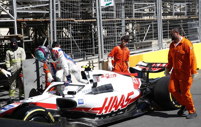 Mick Schumacher je tokrat predčasno končal že prvi prosti trening. | Foto: Reuters