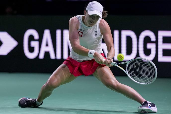 Iga Swiatek | Iga Swiatek je dosegla zaporedni zmagi in Poljsko popeljala v prvi polfinale teniškega pokala Billie Jean King. | Foto Guliverimage