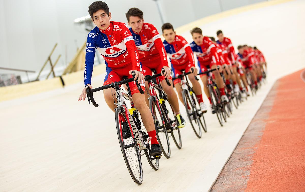 Velodrom | Kolesarji Adrie Mobila optimistično zrejo proti tekmam v letošnjem letu. | Foto Vid Ponikvar