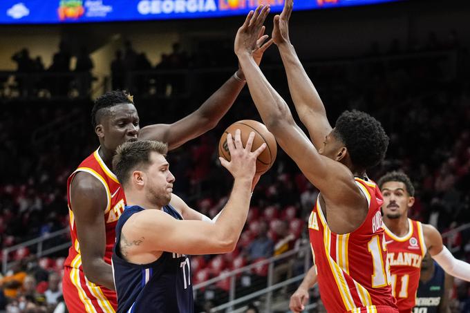 Luka Dončić ni mogel razviti svoje igre. | Foto: Reuters