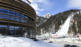 Tudi zaradi teh desetih je Planica nekaj posebnega. In obratno.