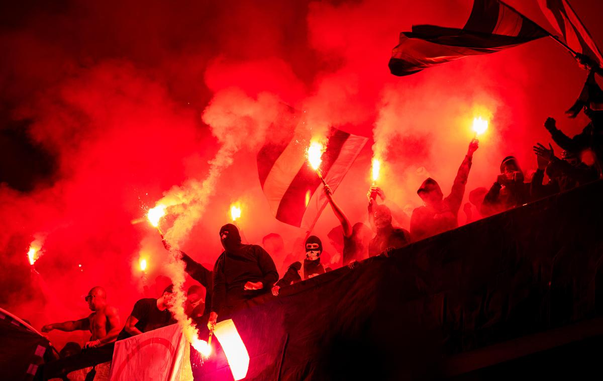 Navijači Bakle Athletic | Foto Guliverimage