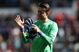 Fabianski po novem v vratih West Hama