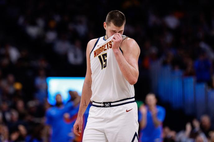 Nikola Jokić | Srbski zvezdnik Nikola Jokić je moral še drugič v kratkem času na domačem parketu priznati premoč Oklahoma Cityju. | Foto Reuters