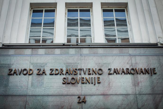 Trije nekdanji ministri in bivši šef Leka v boj za direktorski stolček ZZZS