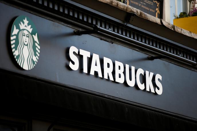 Starbucks | Pri Starbucksu bodo zaustavili oglaševanje na družbenih omrežjih. | Foto Reuters