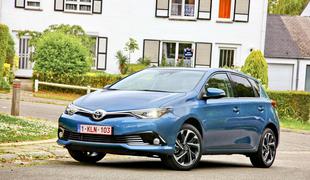 Toyota auris – novi motorji, boljše podvozje